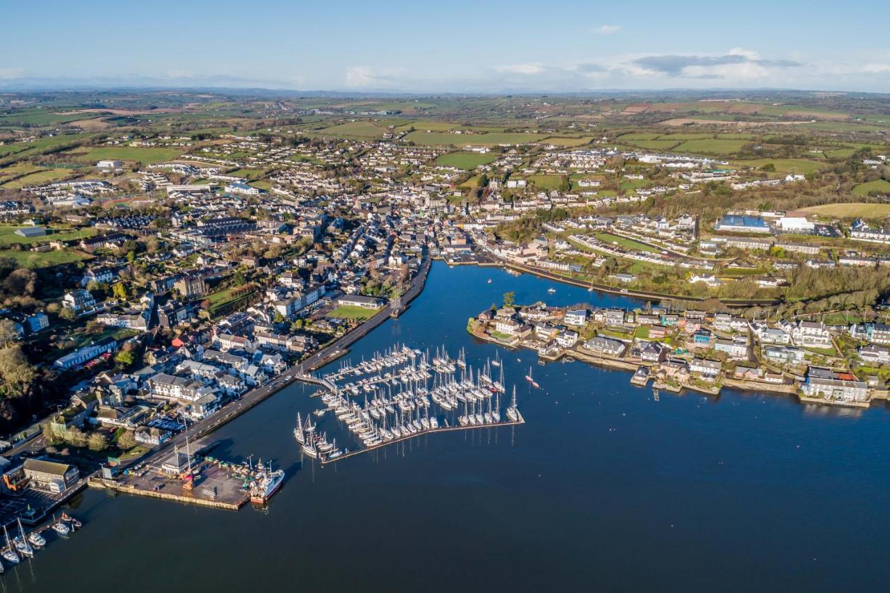 Ocean View,Kinsale, Hosted By Exquisite Holiday Homes, Sleeps 22 Exterior photo